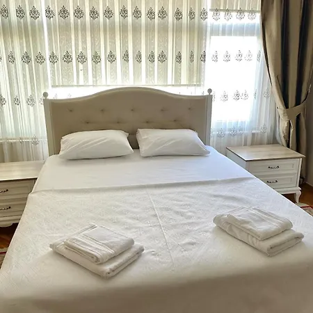 Of 3br Cosy & Spacious شقة