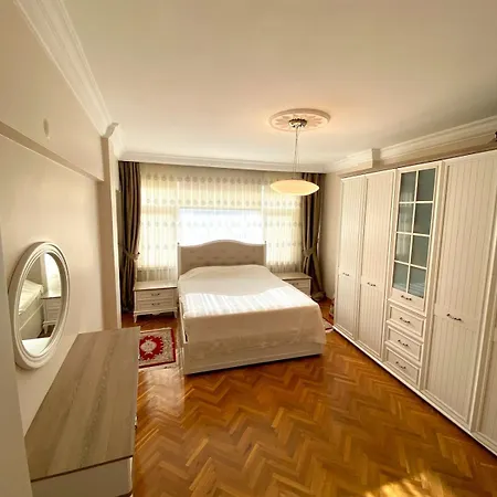 Of 3br Cosy & Spacious شقة *
